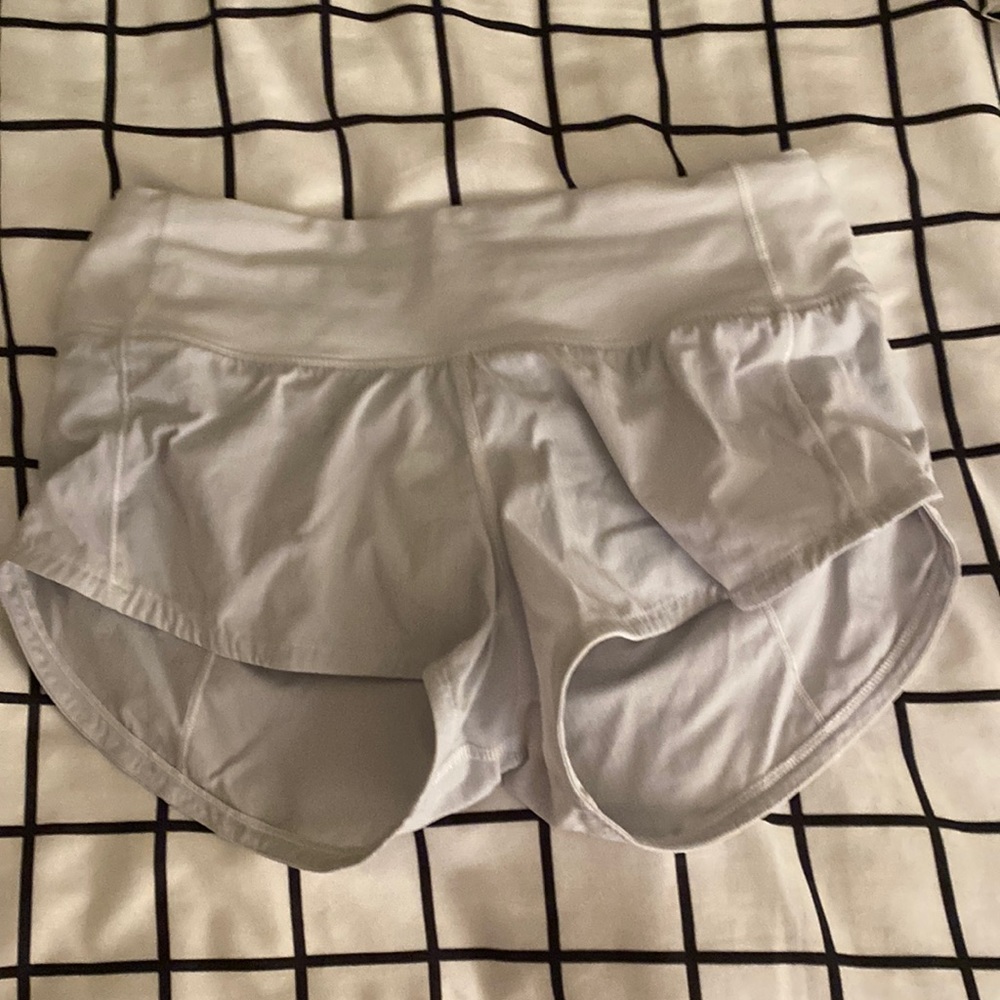 Lululemon speed ups low rise lined shorts 2.5”